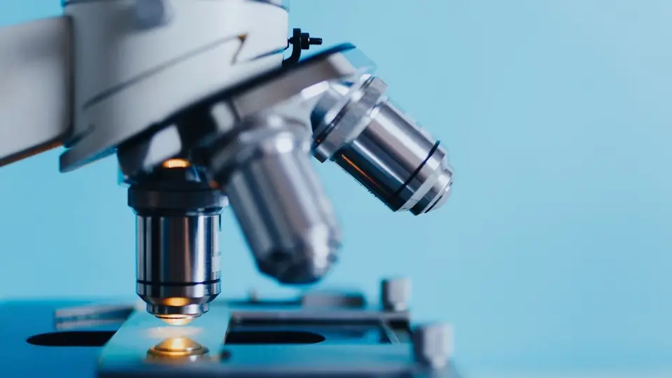 Microscope objectives in a laboratory